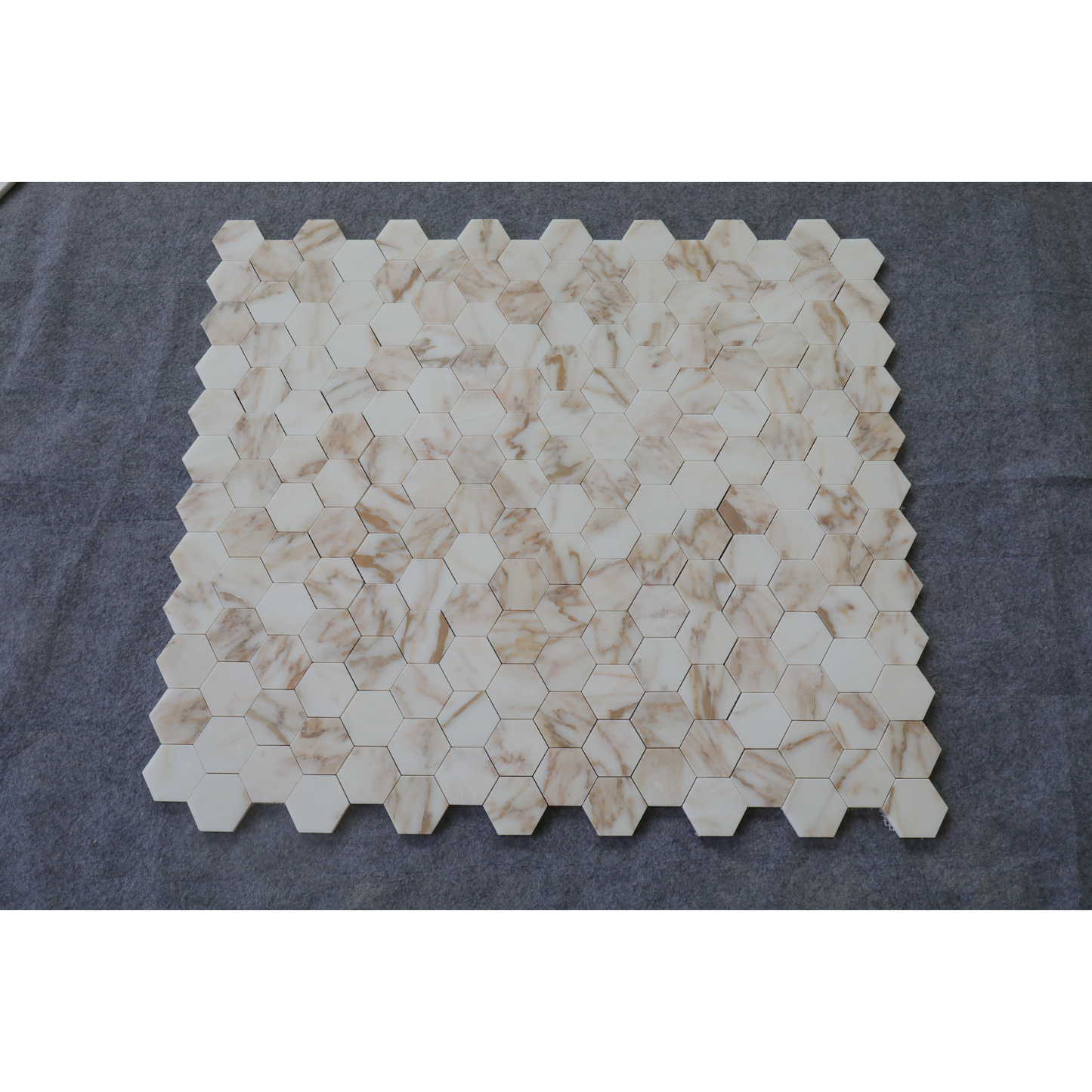 2.5" HEXAGON CALACATTA VAGLI HONED