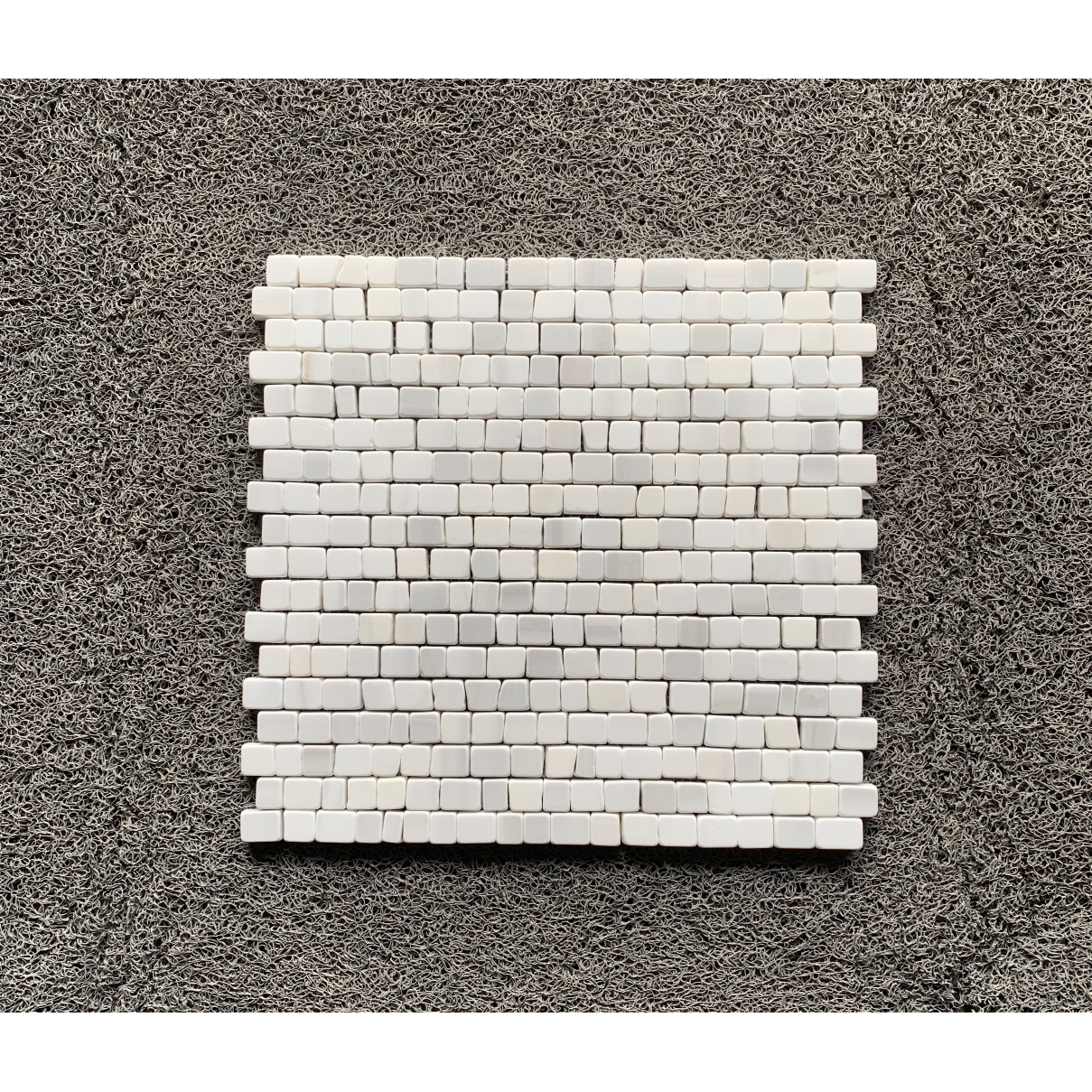 3/5" BROKEN JOINT VENUS WHITE TUMBLED