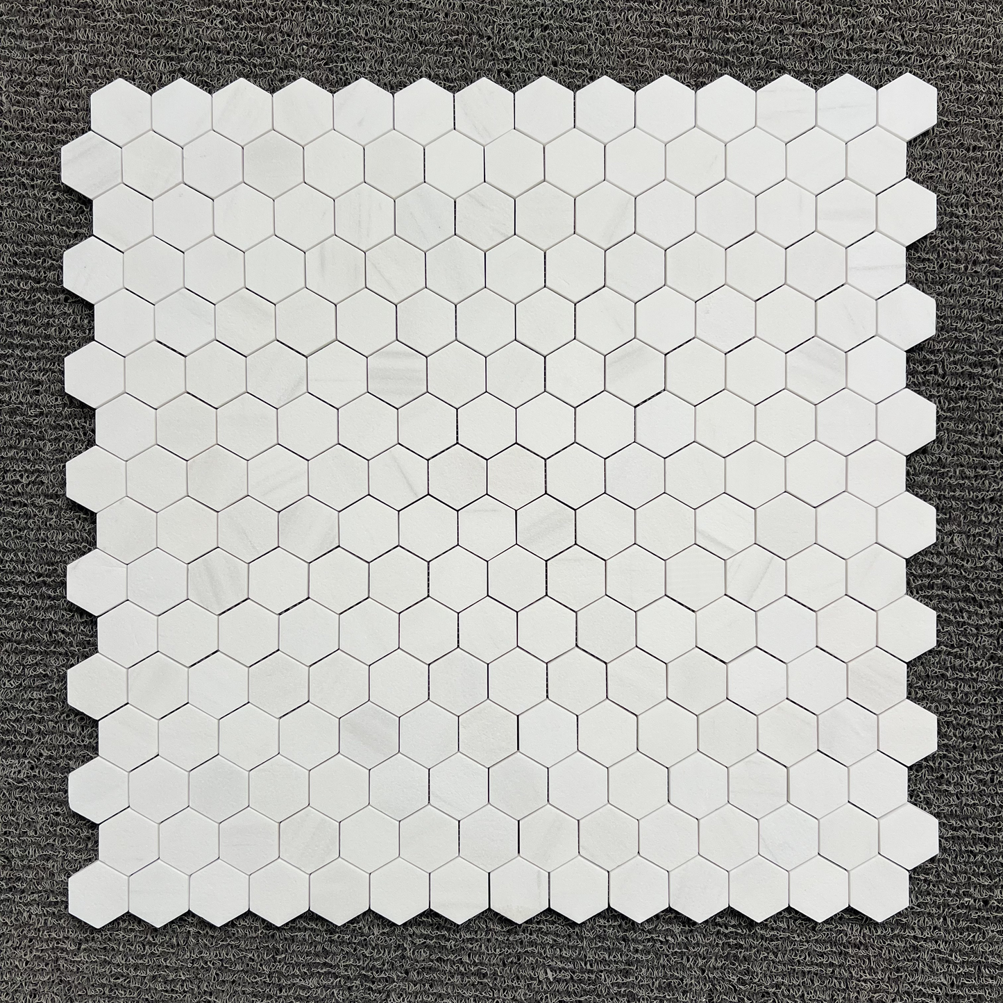 4CM HEXAGON BIANCO DOLOMITE LEATHERED