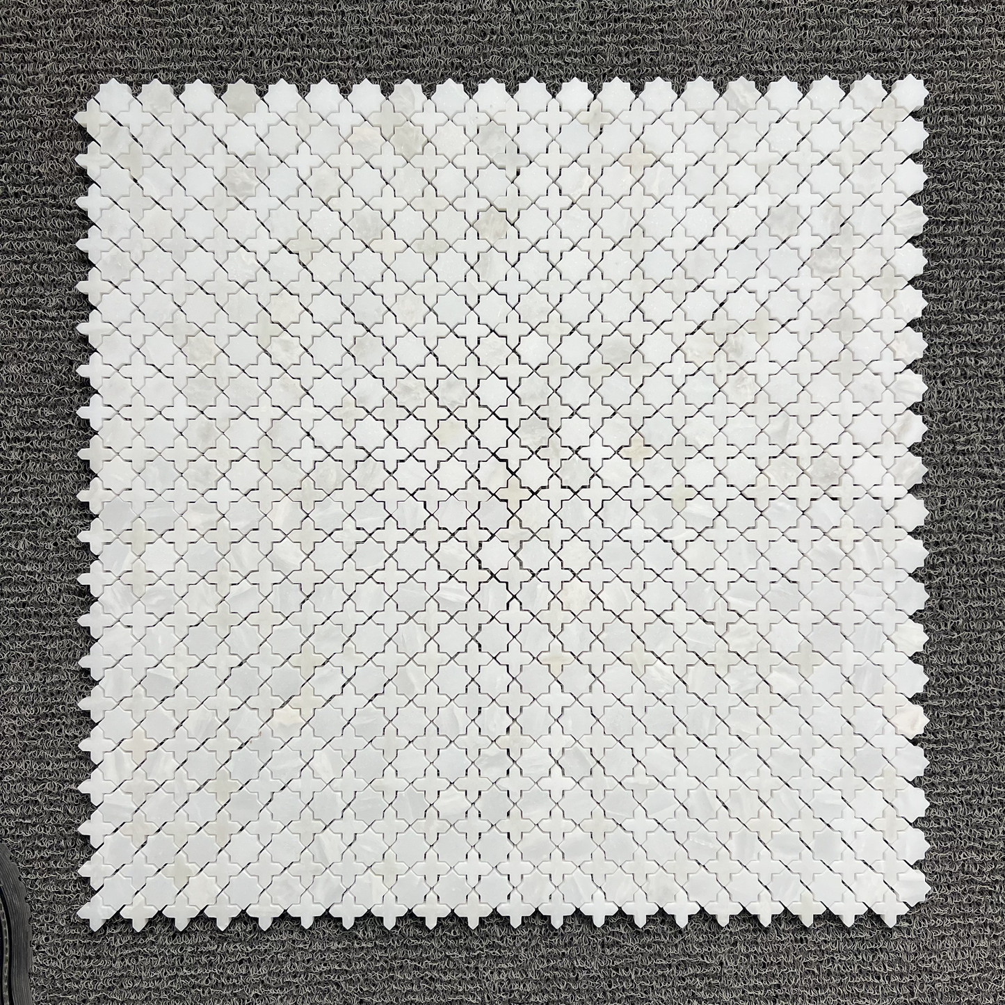 ARABESQUE CROSS BIANCO NAMIBIA HONED
