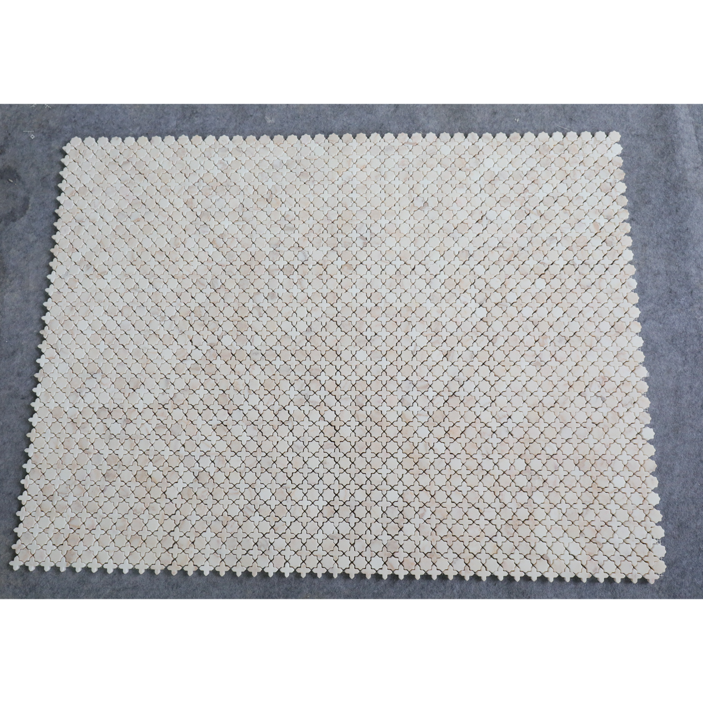 ARABESQUE CROSS CALACATTA VAGLI TUMBLED