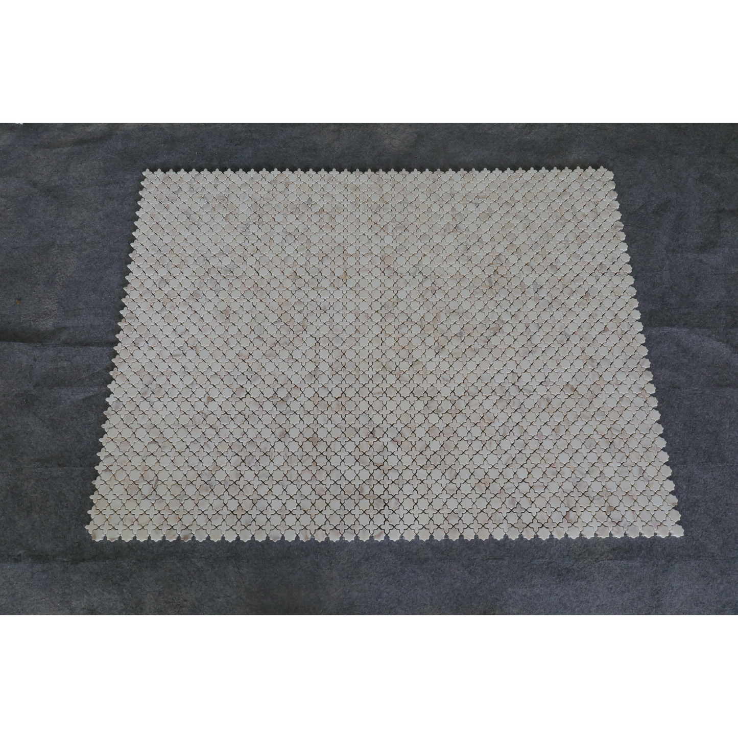 ARABESQUE CROSS CALACATTA VAGLI TUMBLED
