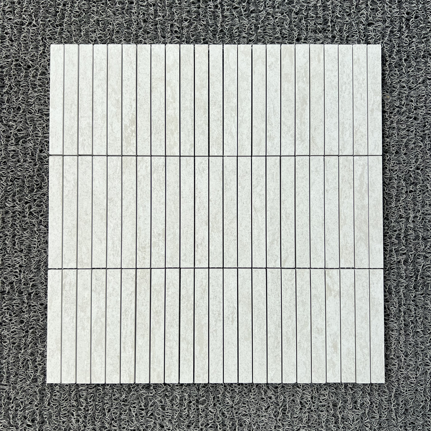 STICKS AGARWOOD LIMESTONE HONED